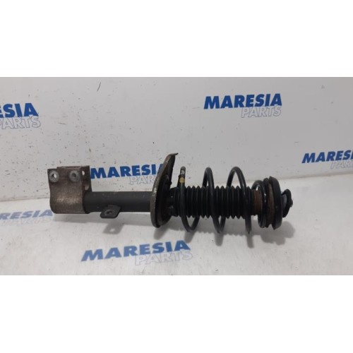 Peugeot - RCZ - Front shock absorber rod, left