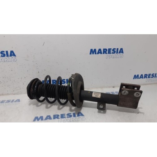 Peugeot - RCZ - Front shock absorber rod, right