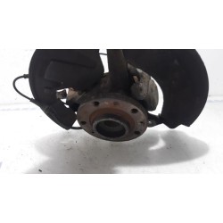 Citroen - C5 - Fusee links-voor