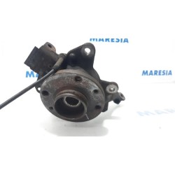 Renault - Clio - Knuckle, front left