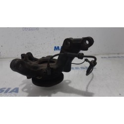 Renault - Clio - Knuckle, front right