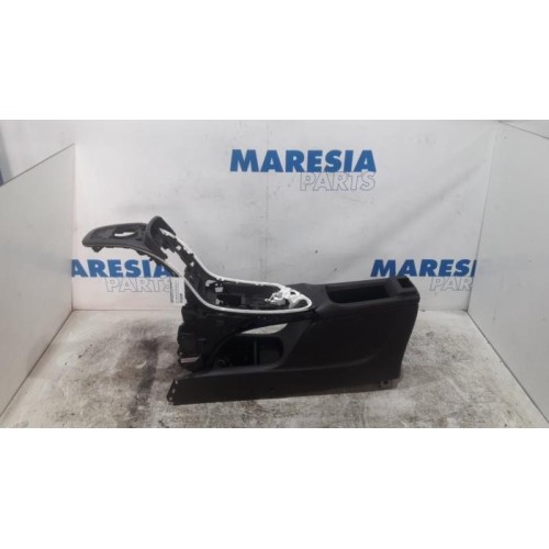 Renault - Espace - Middle console