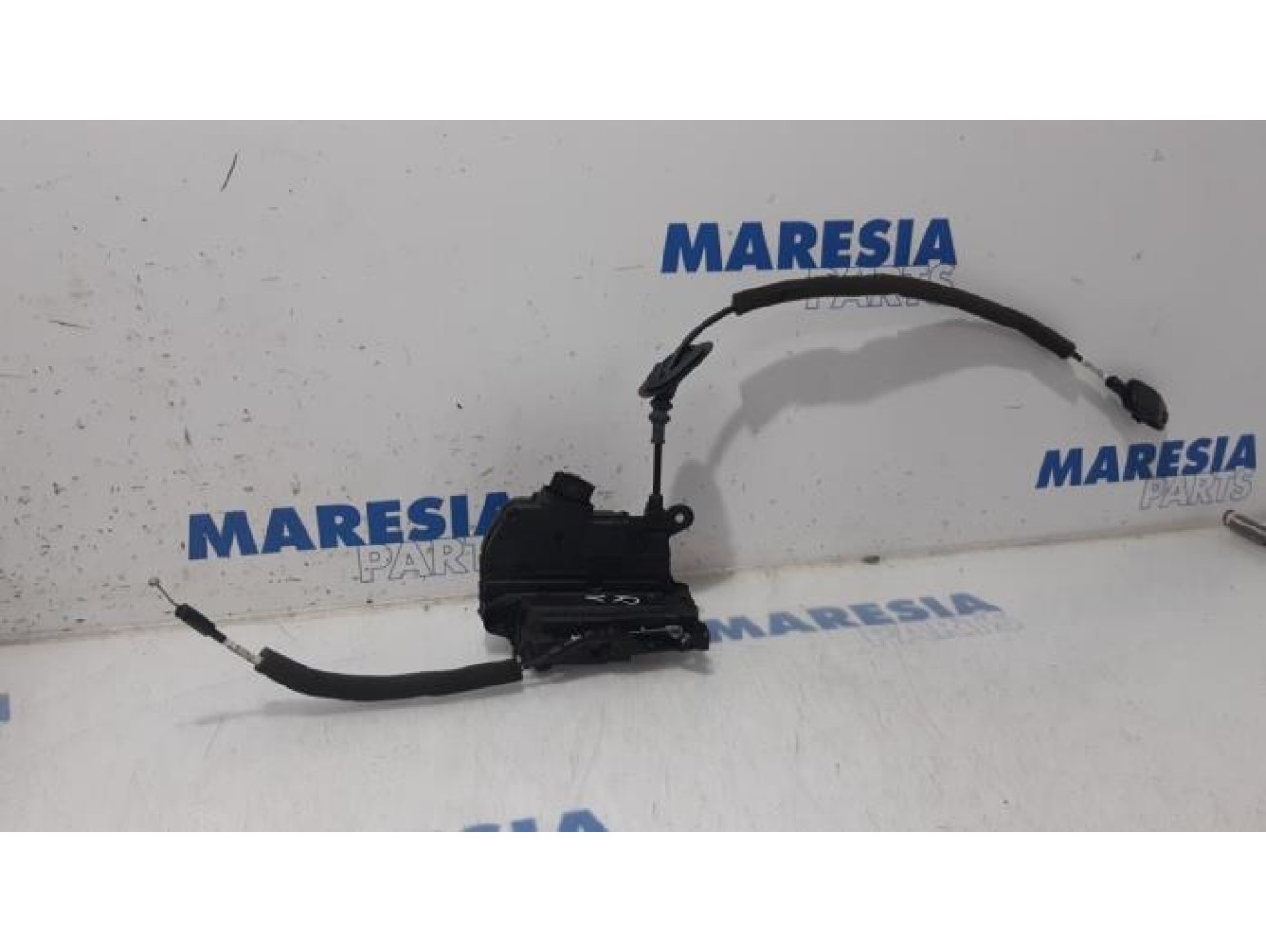 Renault - Clio - Front door lock mechanism 4-door, right