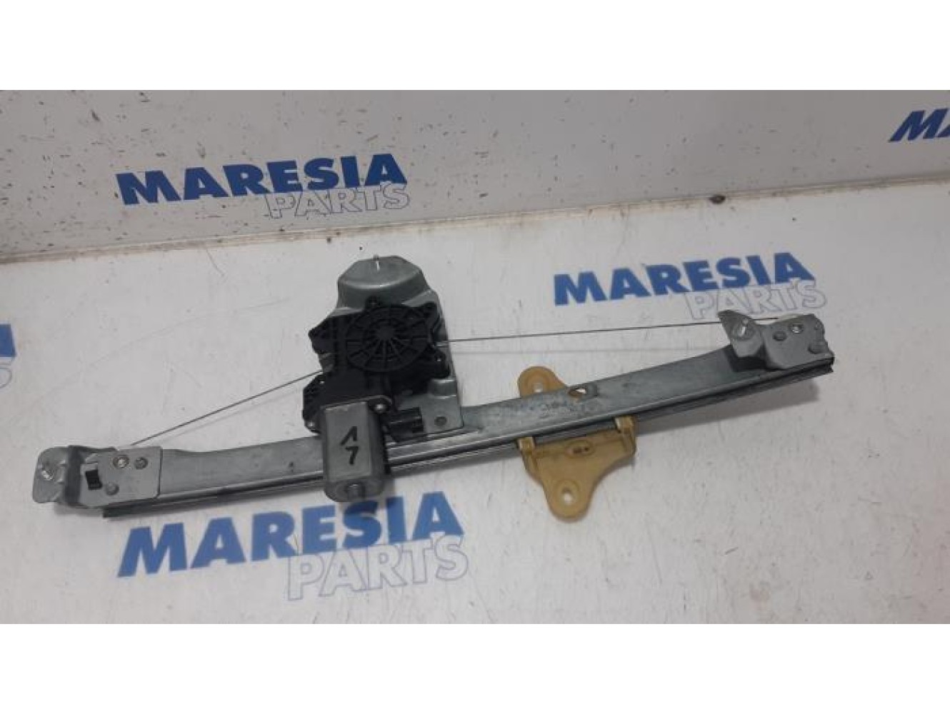 Renault - Clio - Window mechanism 4-door, front left
