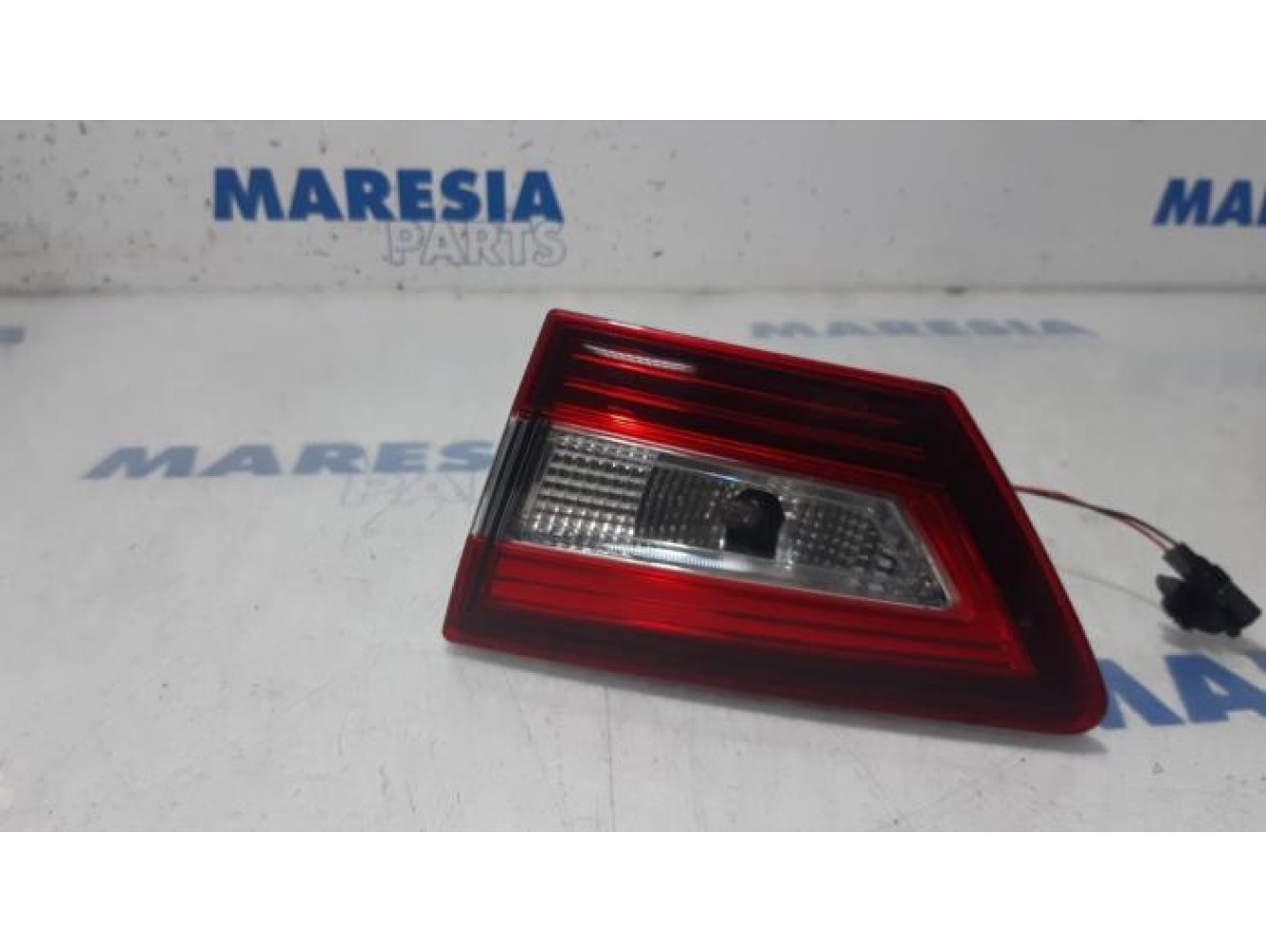 Renault - Clio - Taillight, right