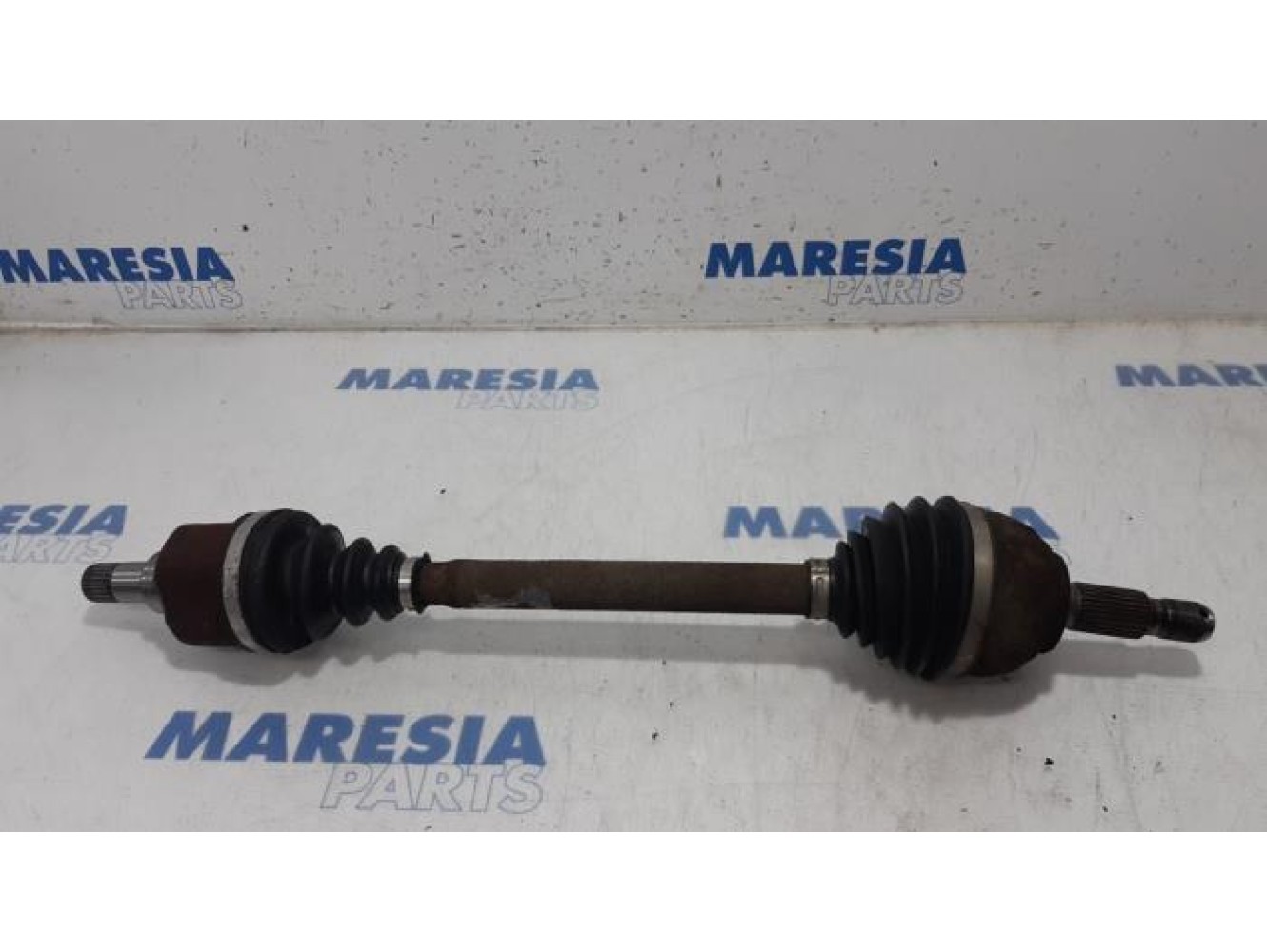 Citroen - C5 - Aandrijfas links-voor