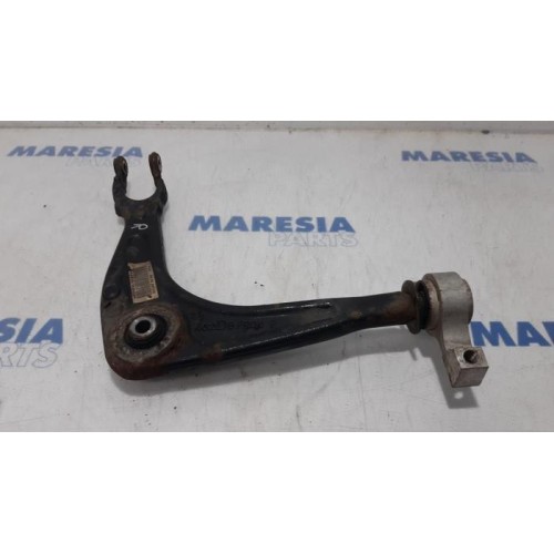 Citroen - C5 - Front lower wishbone, right