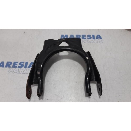 Citroen - C5 - Front upper wishbone, right