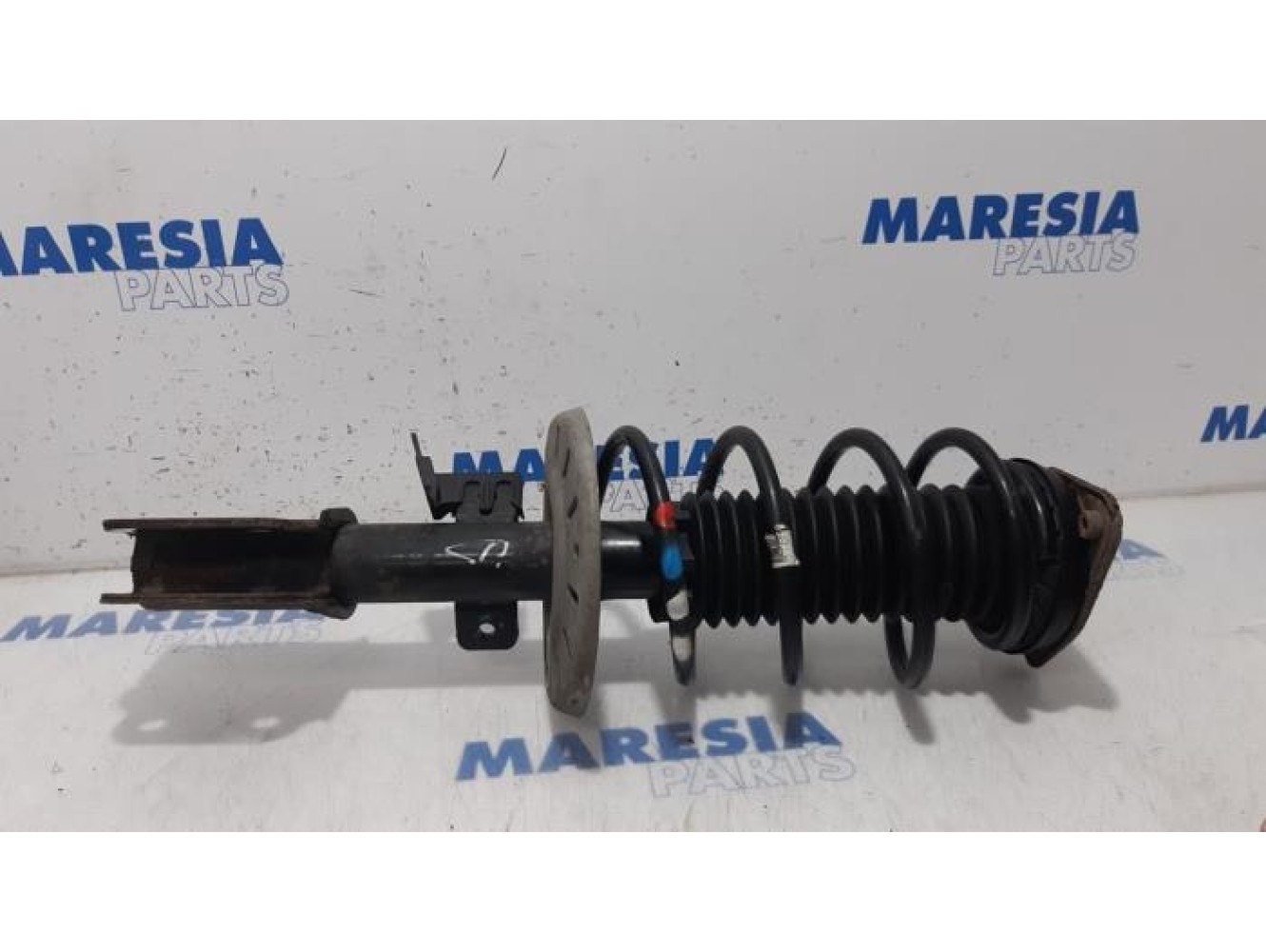 Peugeot - 308 - Front shock absorber rod, right