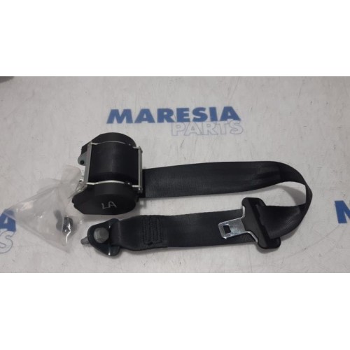 Peugeot - 207 - Sicherheitsgurt links hinten