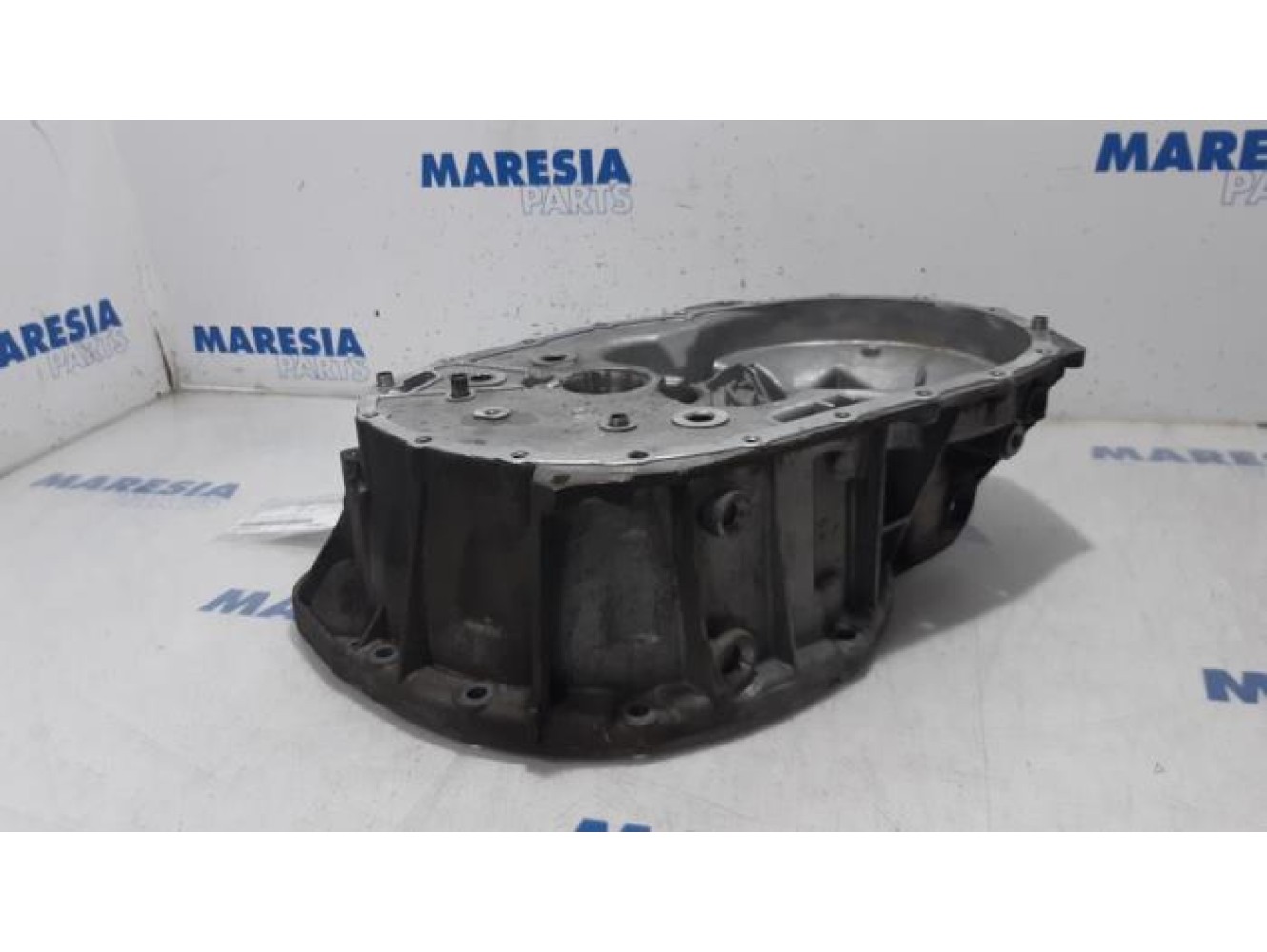 Renault - Master - Gearbox casing