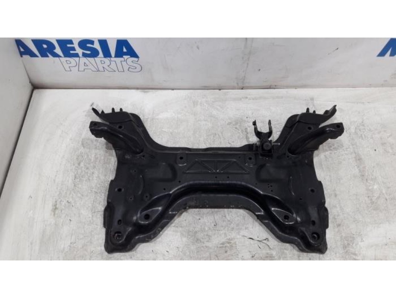 Peugeot - 5008 - Subframe