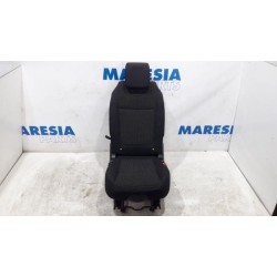 Peugeot - 5008 - Stoel achter