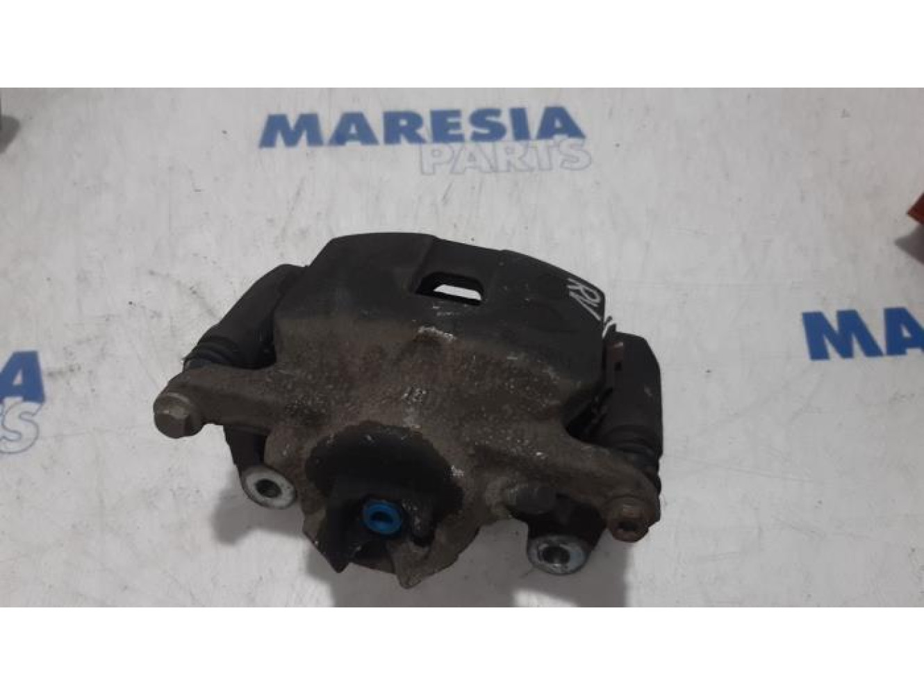 Renault - Espace - Front brake calliper, right