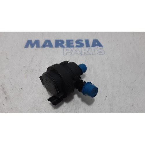 Renault - Espace - Additional water pump