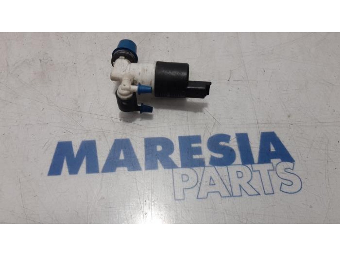 Renault - Espace - Windscreen washer pump