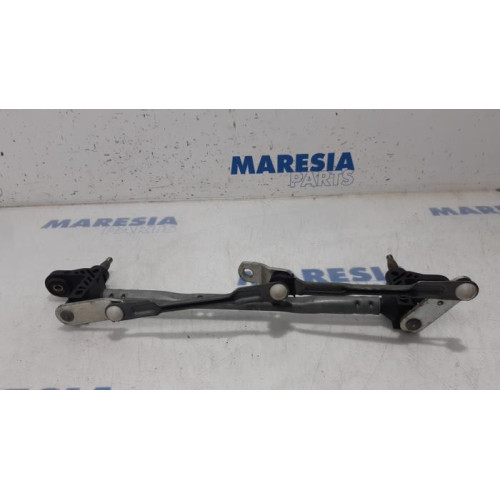 Fiat - 500 - Wiper mechanism