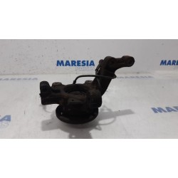 Renault - Clio - Knuckle, front right