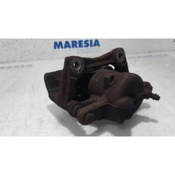 Renault - Clio - Front brake calliper, left