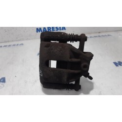 Renault - Clio - Front brake calliper, left