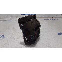 Renault - Clio - Front brake calliper, left