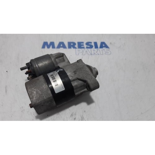 Renault - Clio - Starter