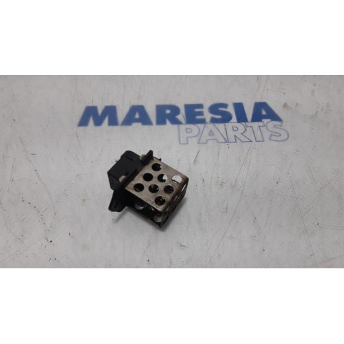 Renault - Clio - Cooling fan resistor