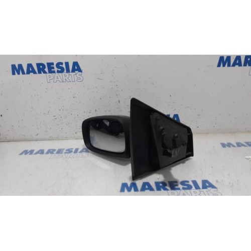 Renault - Clio - Wing mirror, left