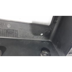 Peugeot - 5008 - Vorderwand