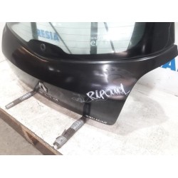Renault - Clio - Tailgate