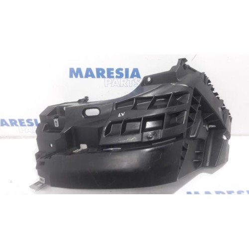 Renault - Trafic - Front bumper bracket, left