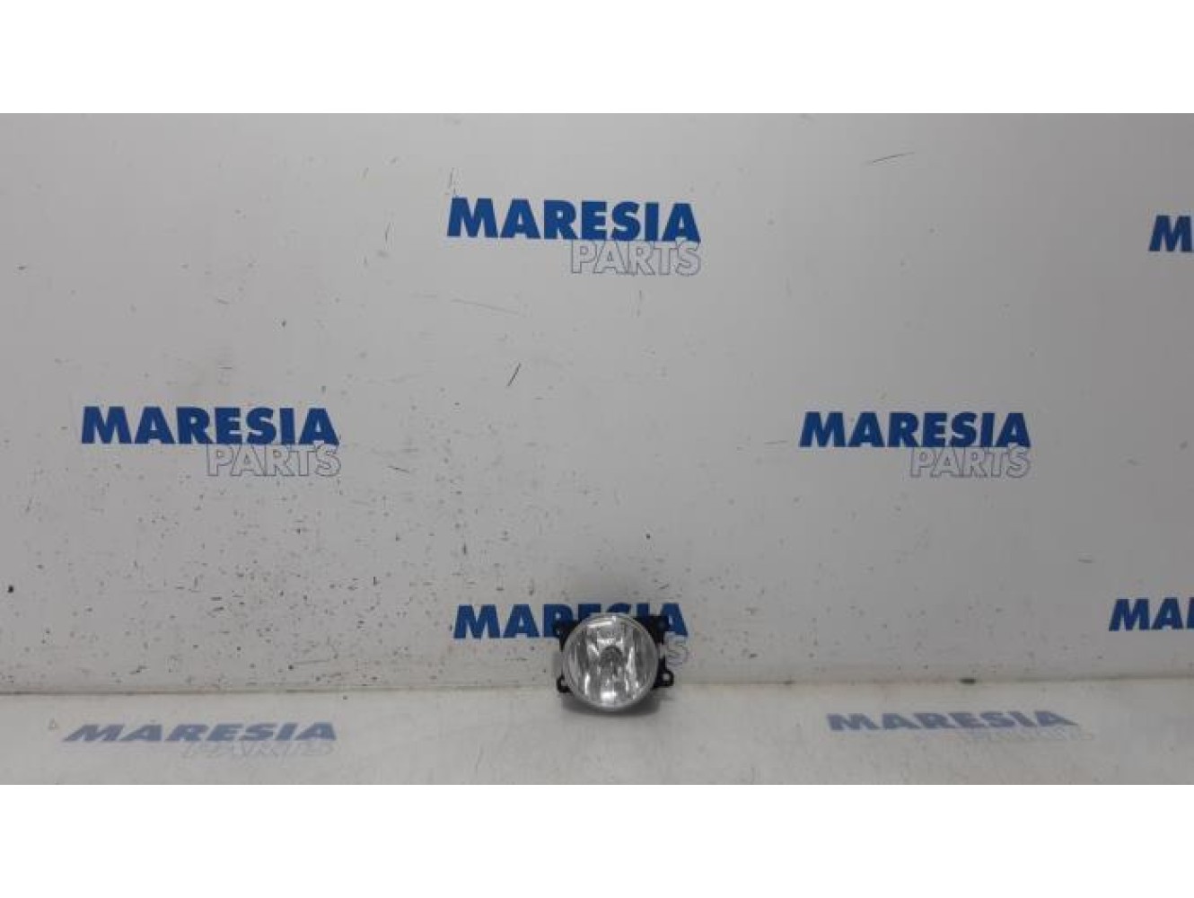 Peugeot - 5008 - Fog light, front left