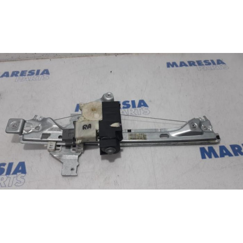 Peugeot - 5008 - Rear door window mechanism 4-door, right