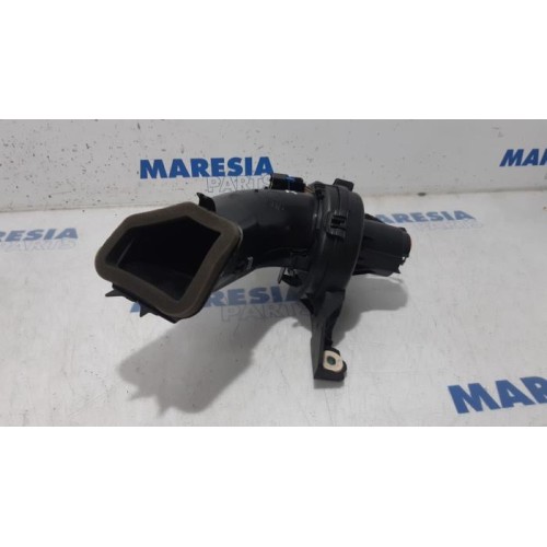 Peugeot - 5008 - Heating and ventilation fan motor
