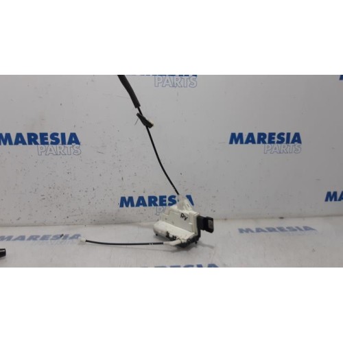 Peugeot - 5008 - Front door lock mechanism 4-door, right