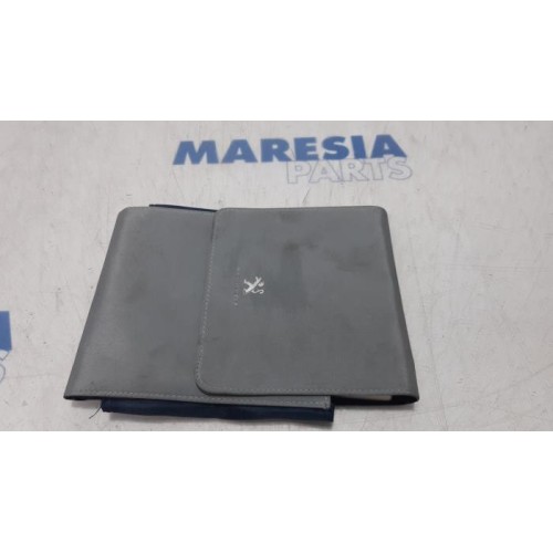 Peugeot - 5008 - Instruction Booklet