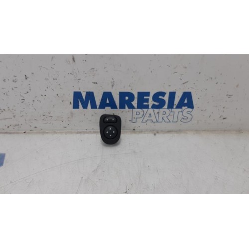 Fiat - 500 - Mirror switch