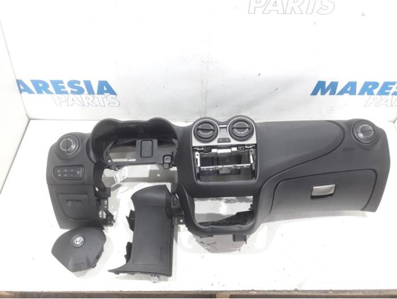 Alfa Romeo - Mito - Airbag set + dashboard