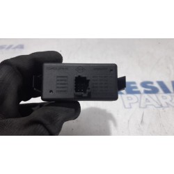 Renault - Clio - Panic lighting switch