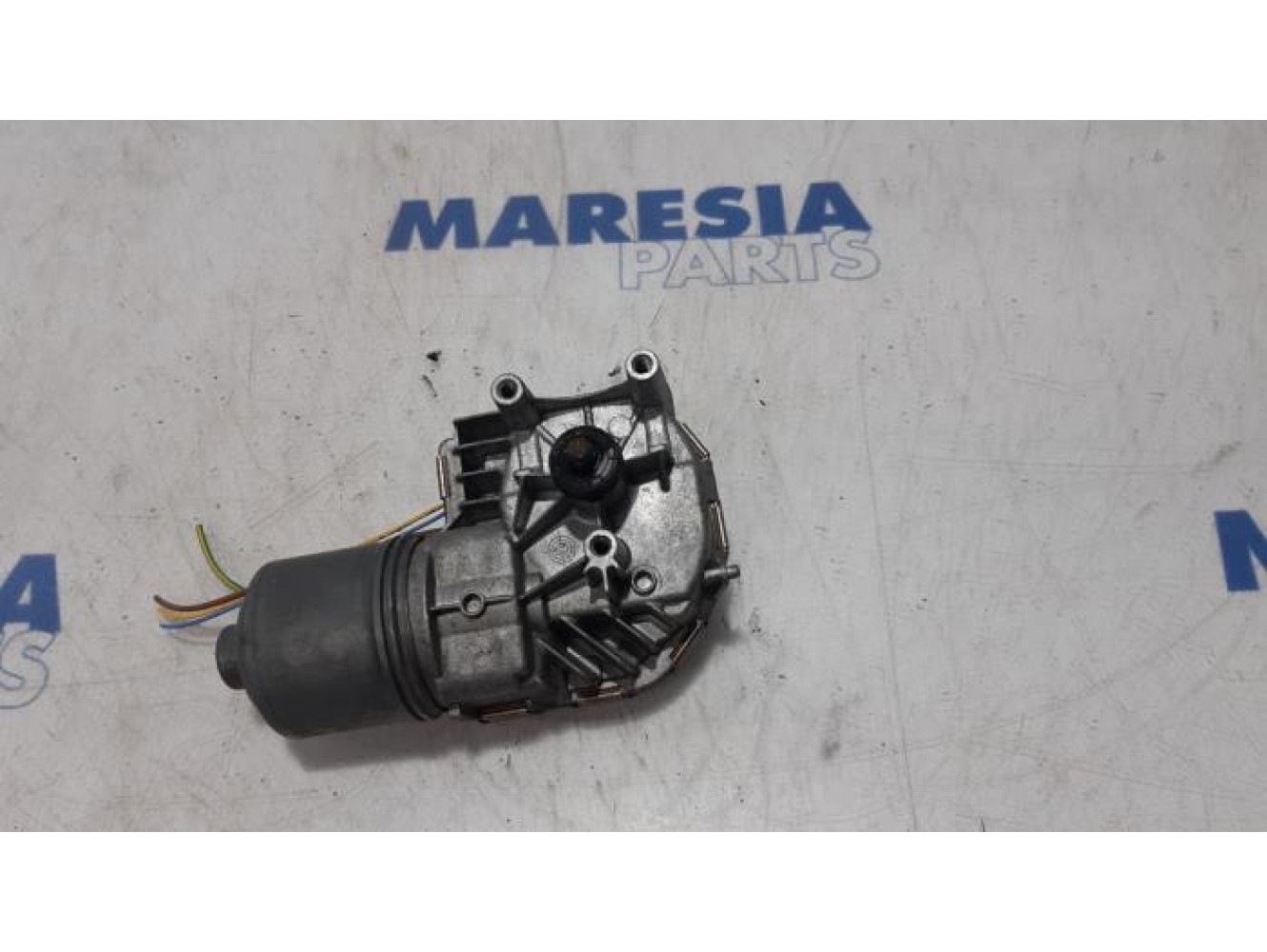 Peugeot - 5008 - Front wiper motor