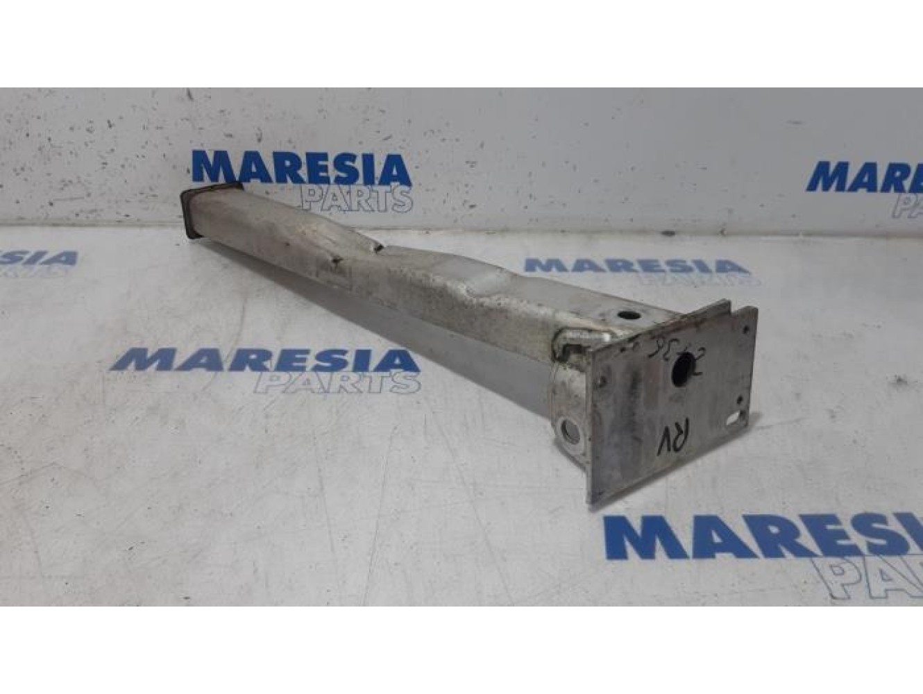 Peugeot - 5008 - Subframe
