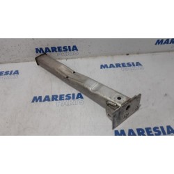 Peugeot - 5008 - Subframe
