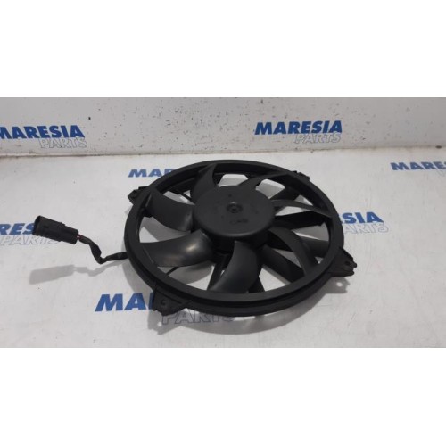 Peugeot - 5008 - Fan motor