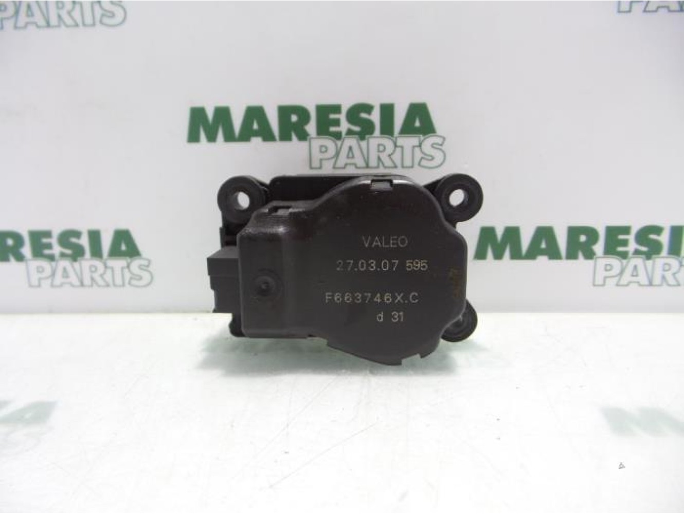 Peugeot - 207 - Heater valve motor