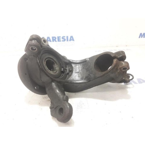 Peugeot - 207 - Knuckle, front right