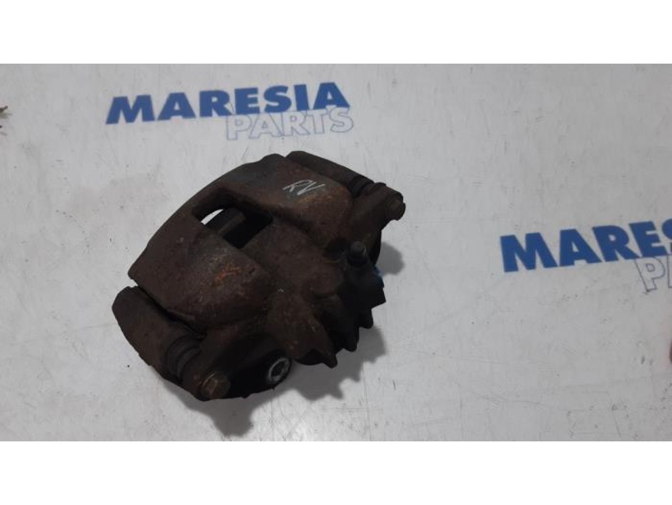 Peugeot - 207 - Front brake calliper, right