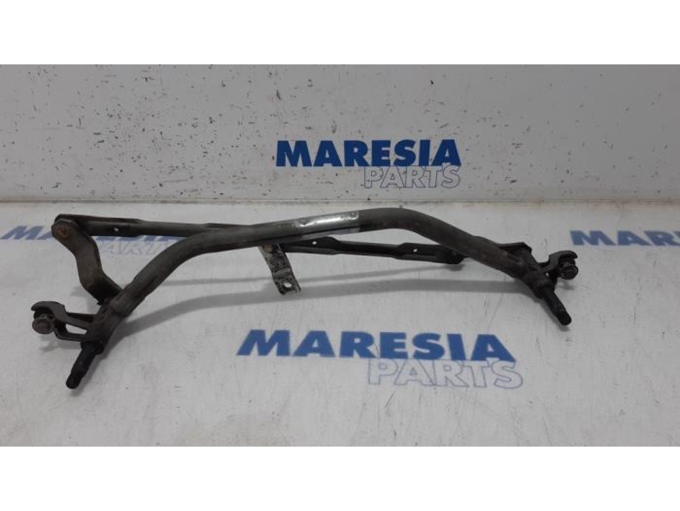 Peugeot - 207 - Wiper mechanism