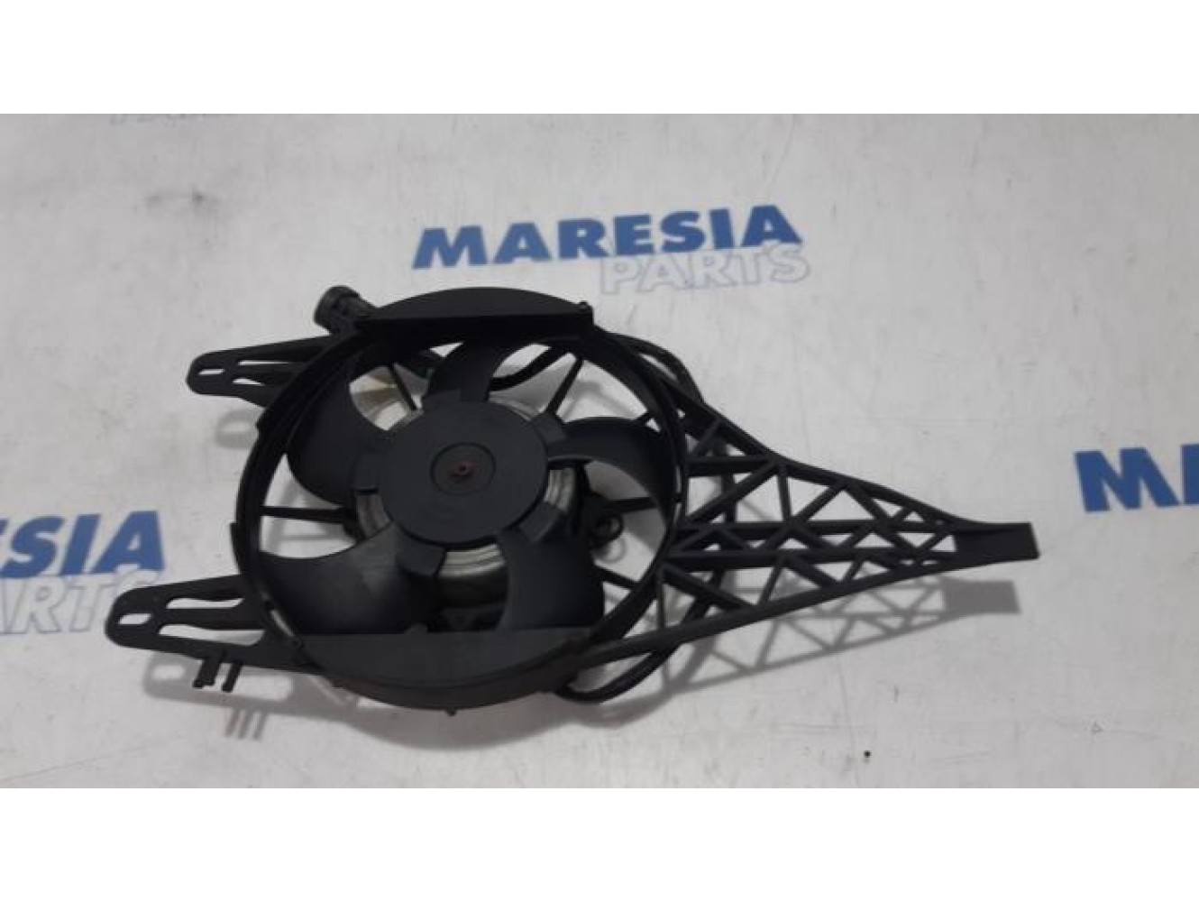 Peugeot - 207 - Fan motor