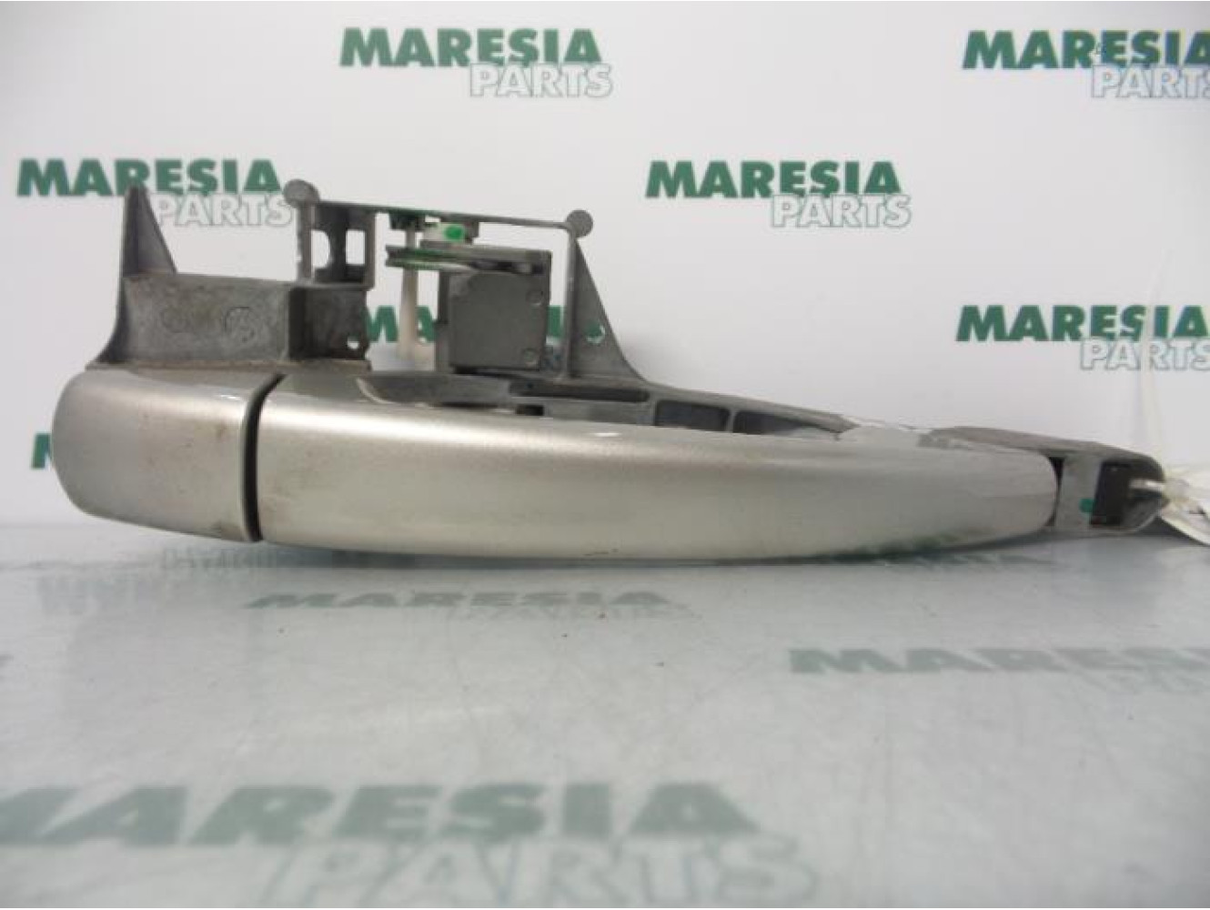 Peugeot - 207 - Front door handle 4-door, right