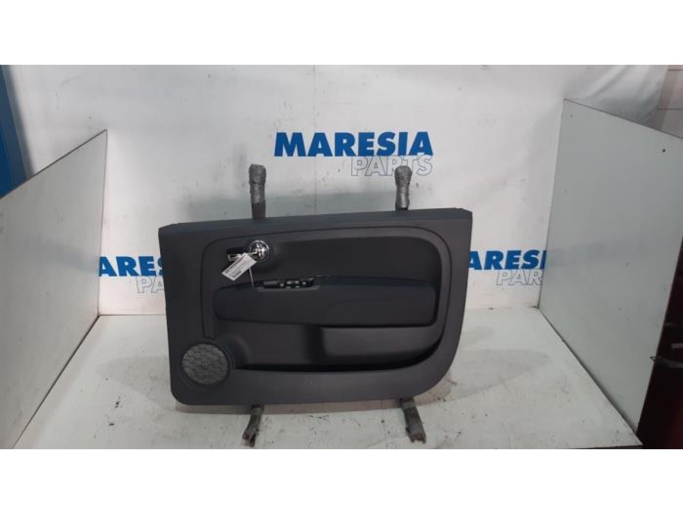 Fiat - 500 - Door trim 2-door, right